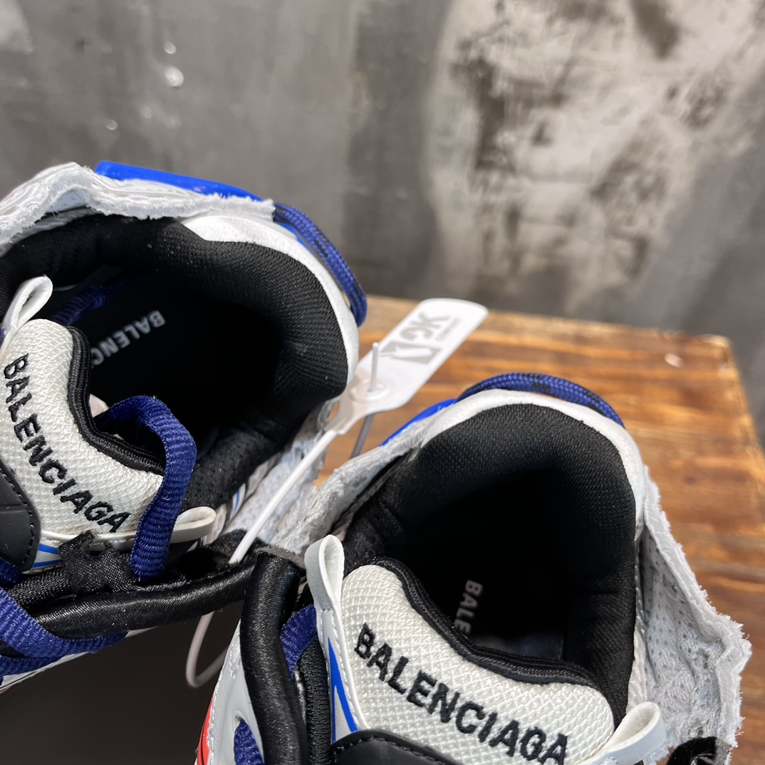 BALENCIAGA RUNNER 