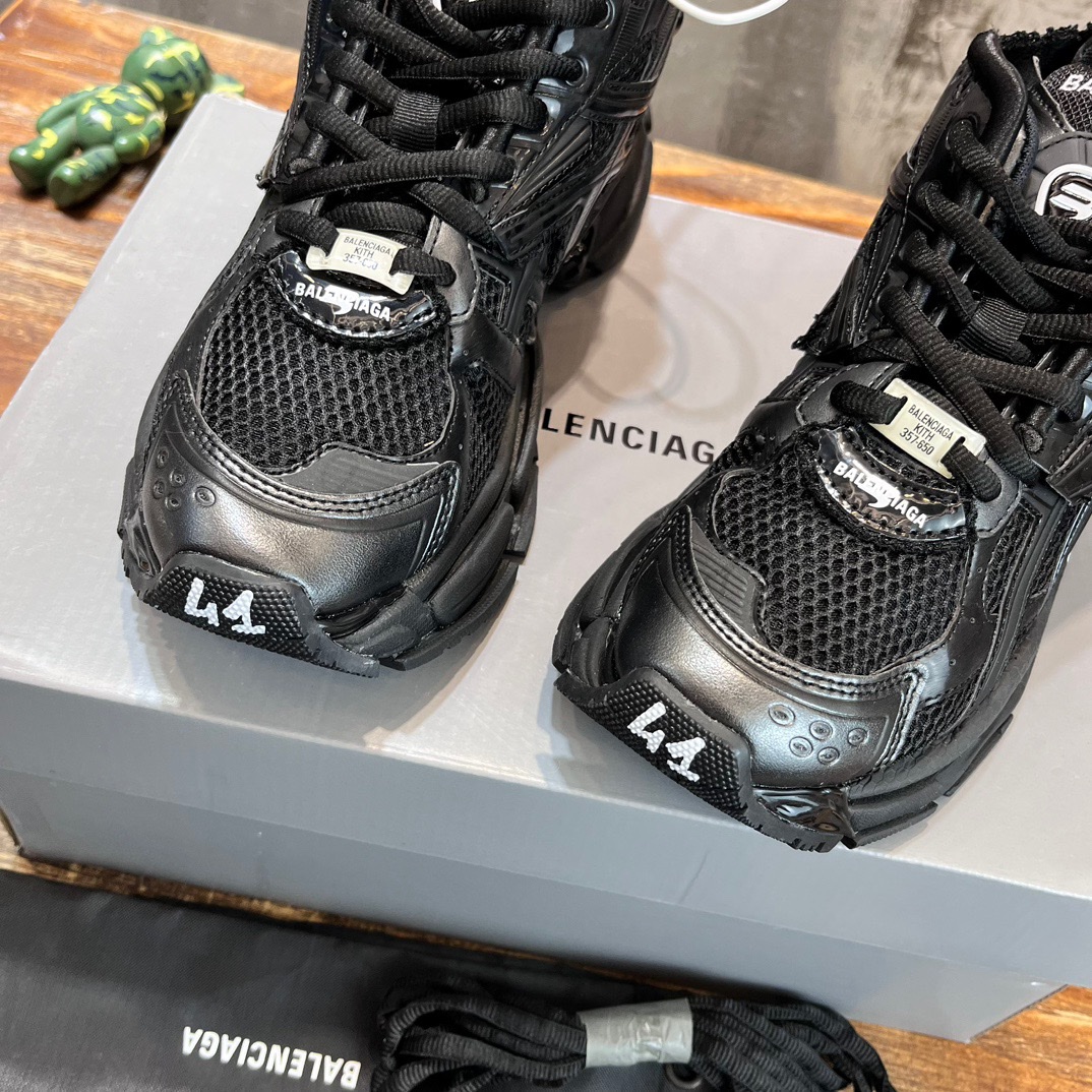 BALENCIAGA RUNNER 