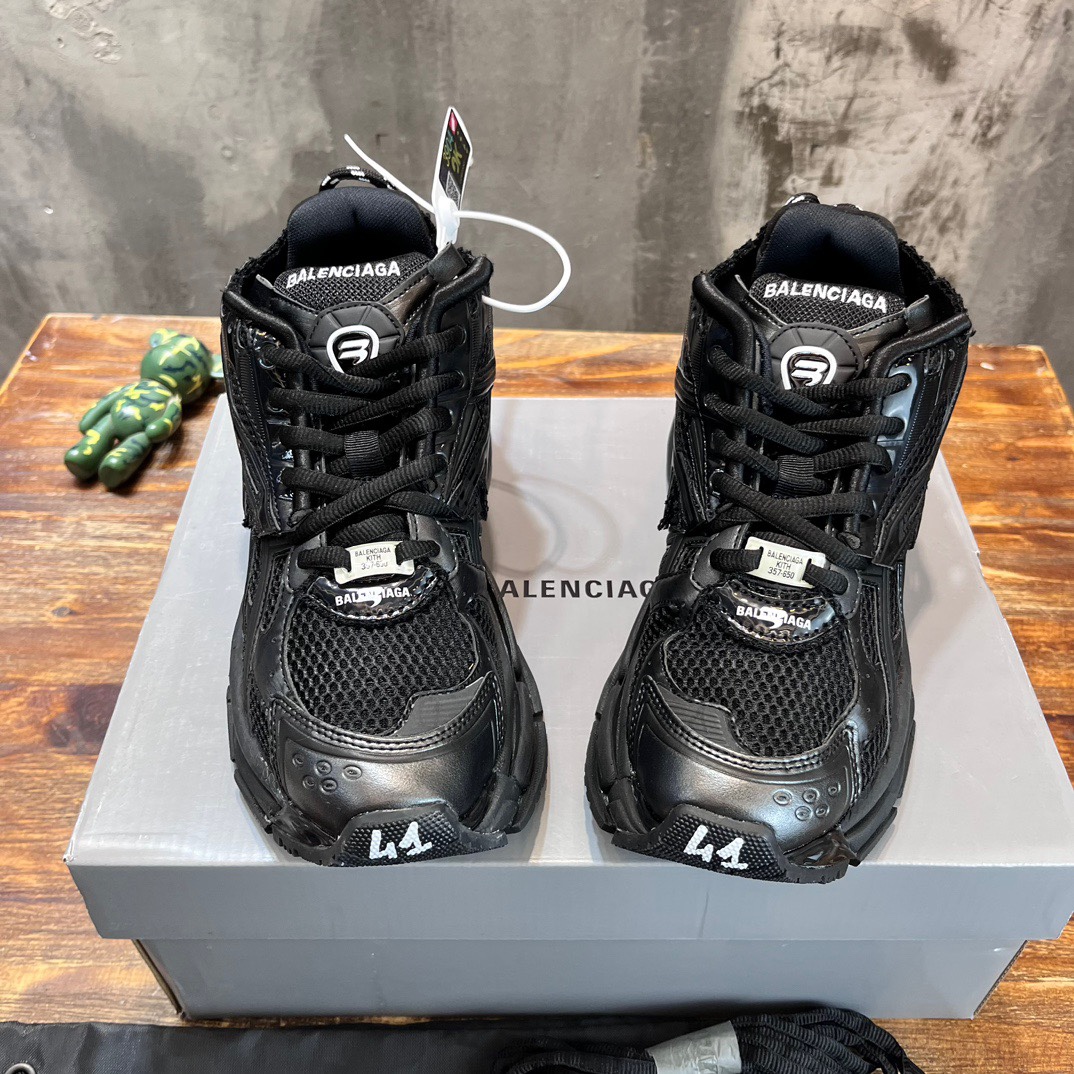 BALENCIAGA RUNNER 