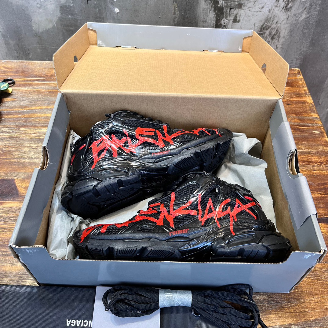 BALENCIAGA RUNNER 