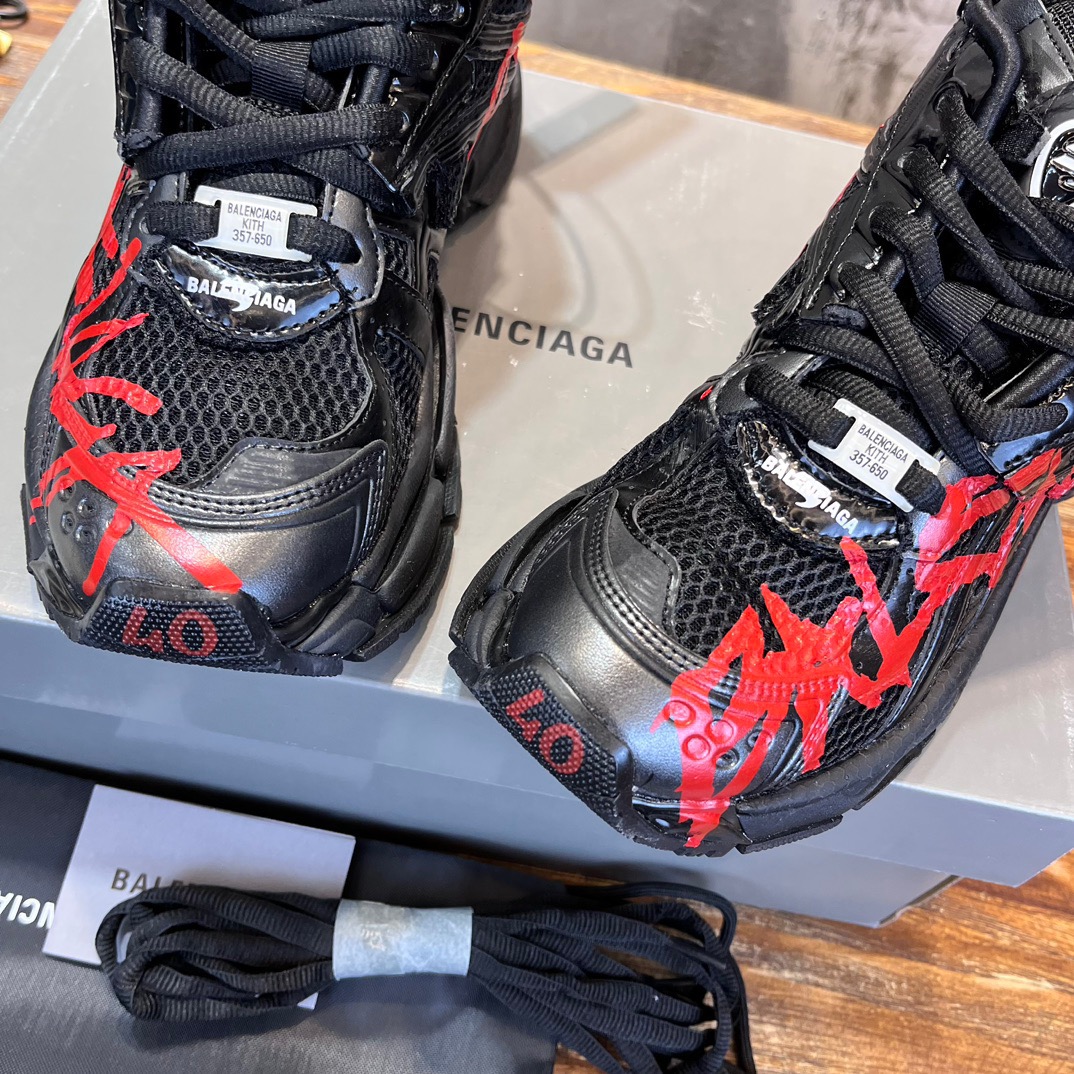 BALENCIAGA RUNNER 