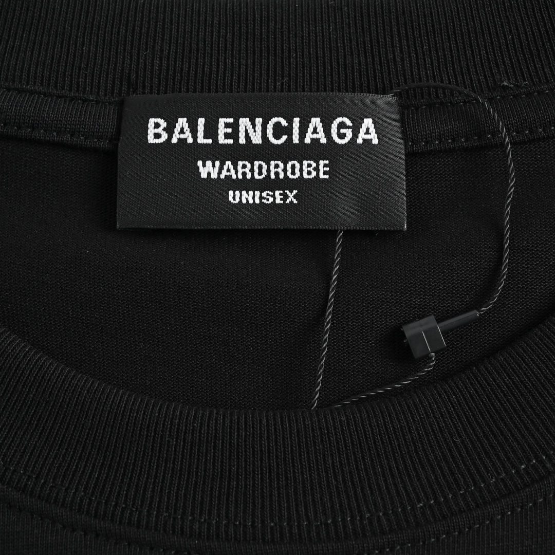 BALENCIAGA T-Shirt