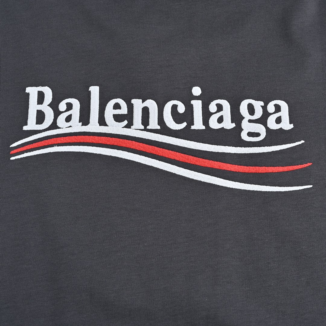 BALENCIAGA T-Shirt
