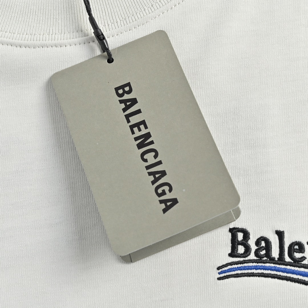BALENCIAGA T-Shirt