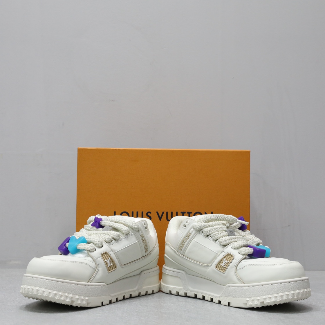 LOUIS VUITTON TRAINERS 