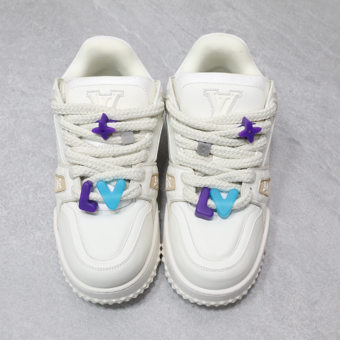 LOUIS VUITTON TRAINERS 