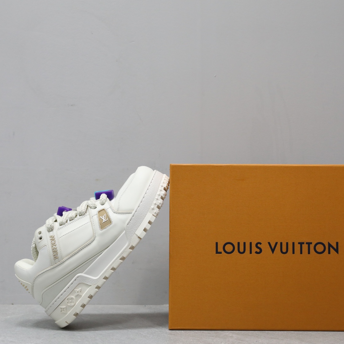LOUIS VUITTON TRAINERS 