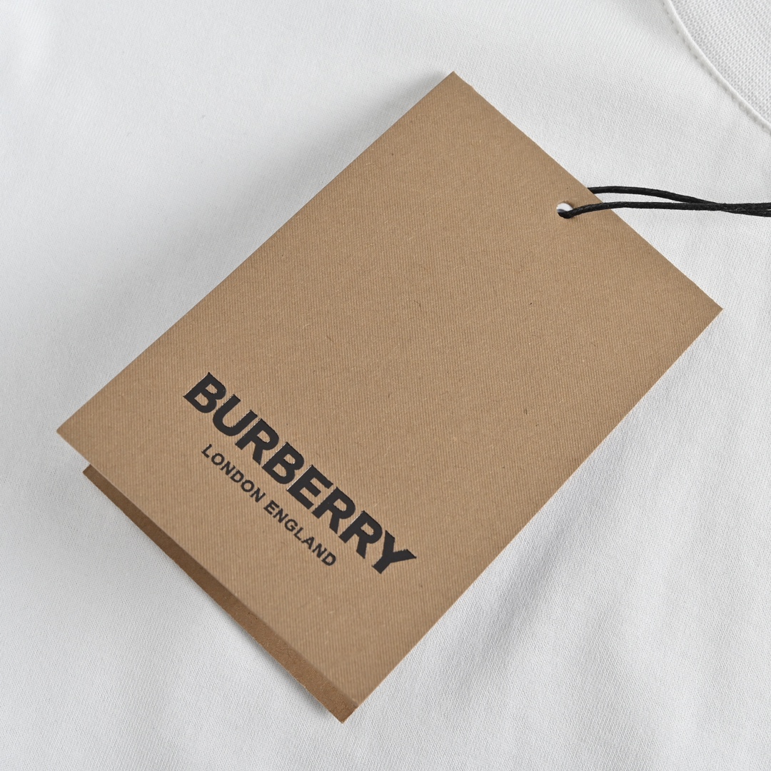 BURBERRY T-Shirt