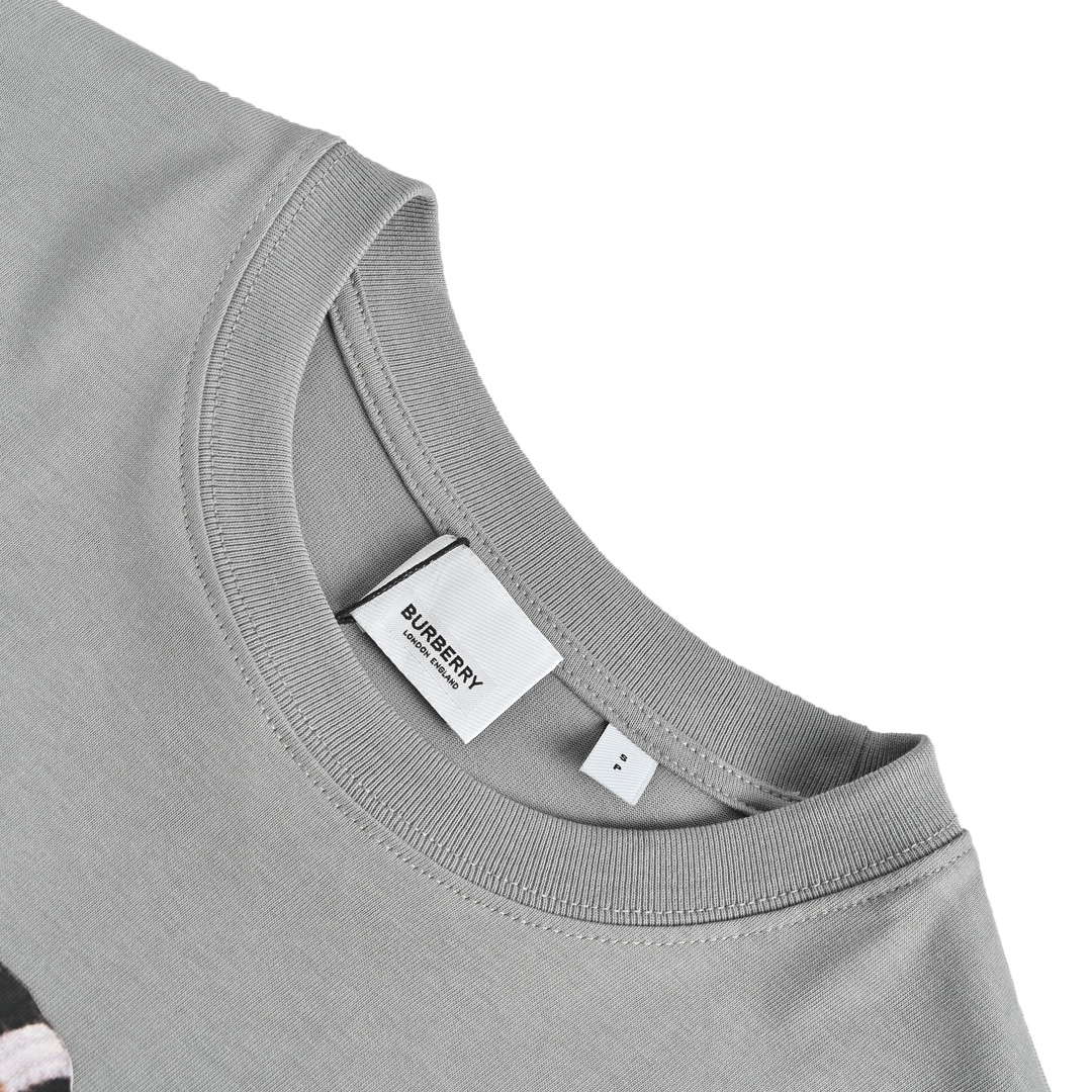 BURBERRY T-Shirt