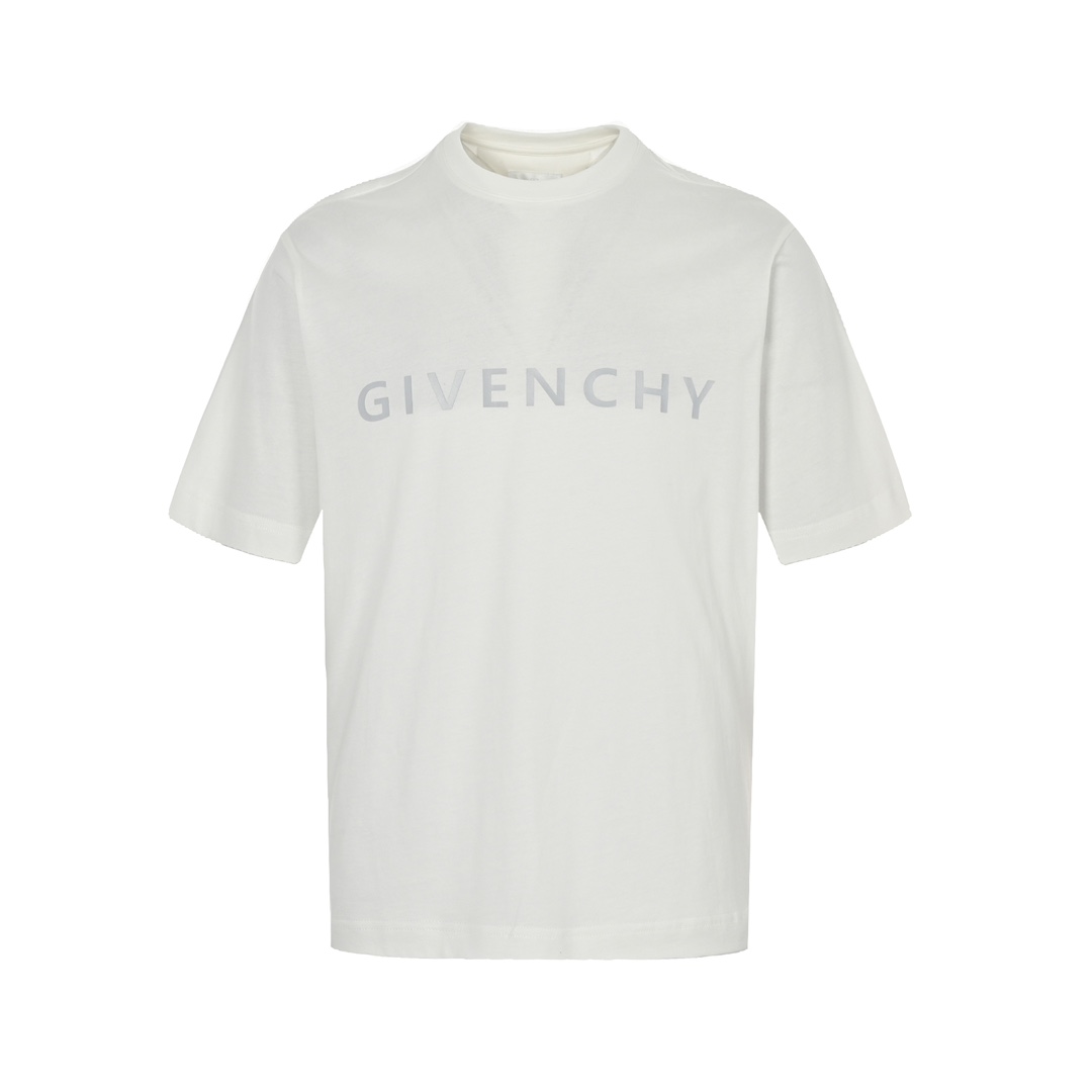 GIVENCHY T-shirt