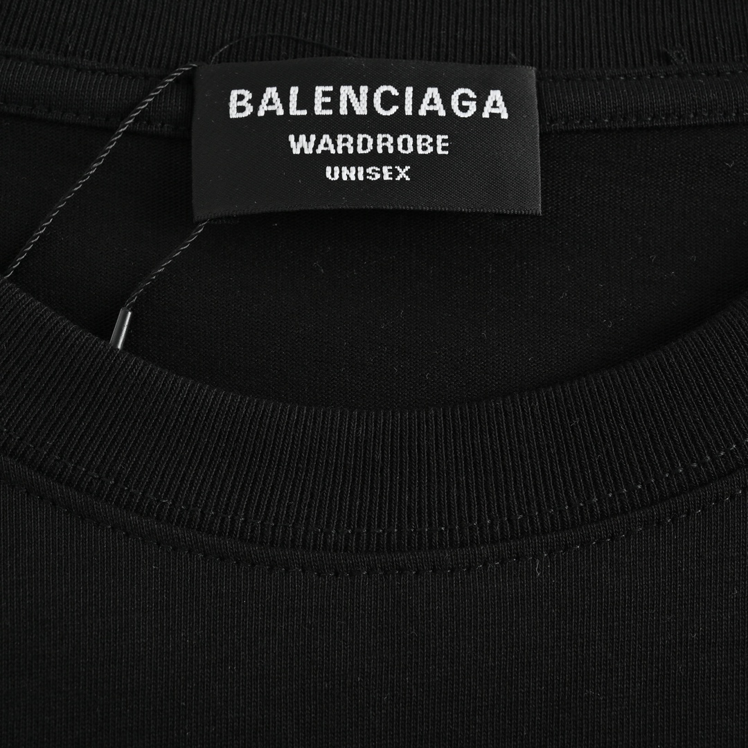 BALENCIAGA T-Shirt