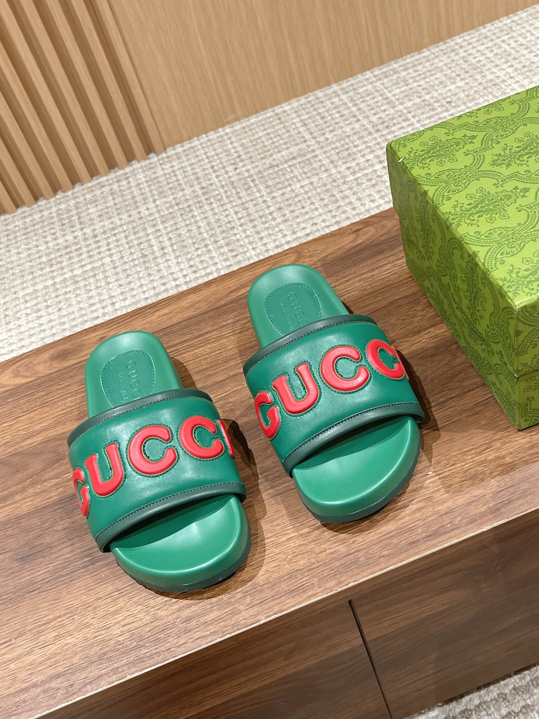 GUCCI 