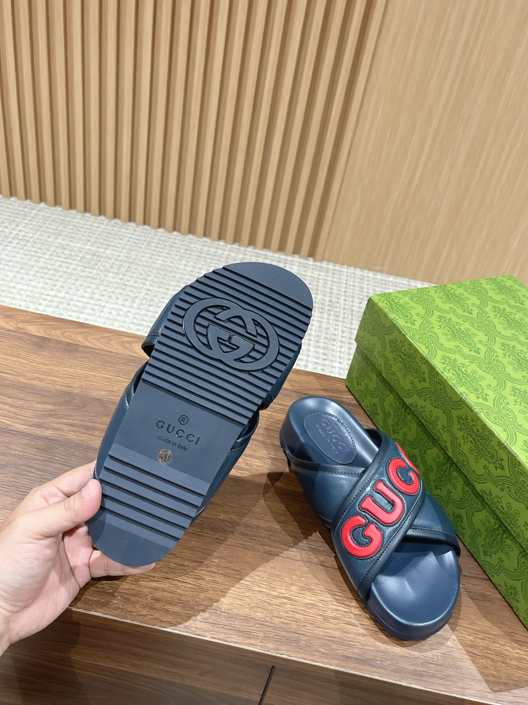 GUCCI 