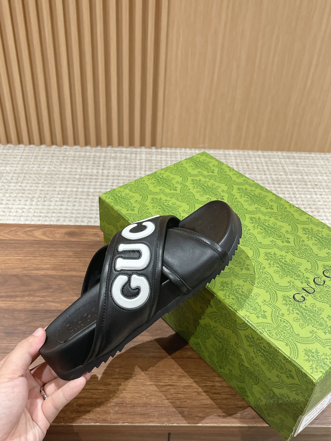 GUCCI 