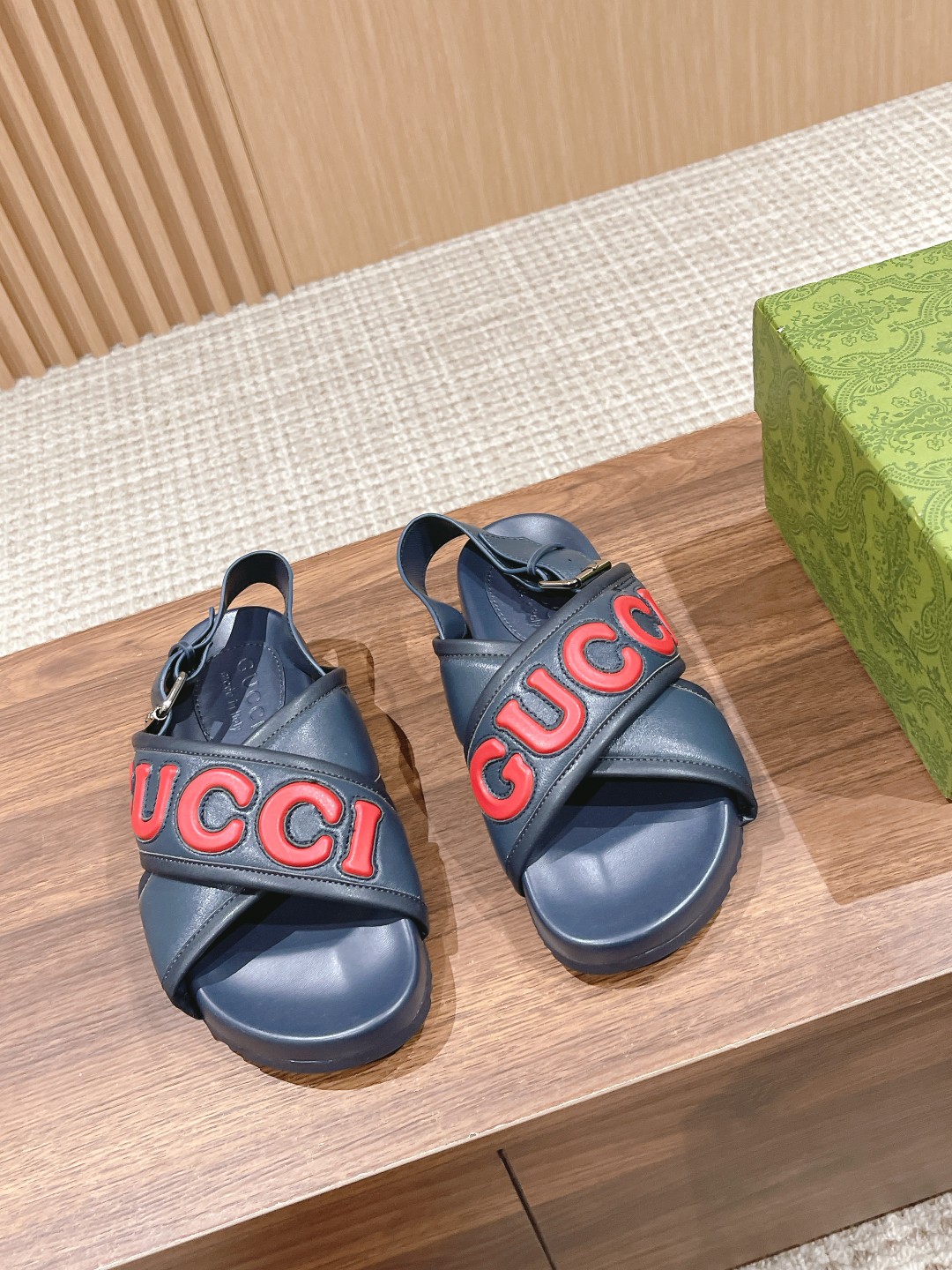 GUCCI 
