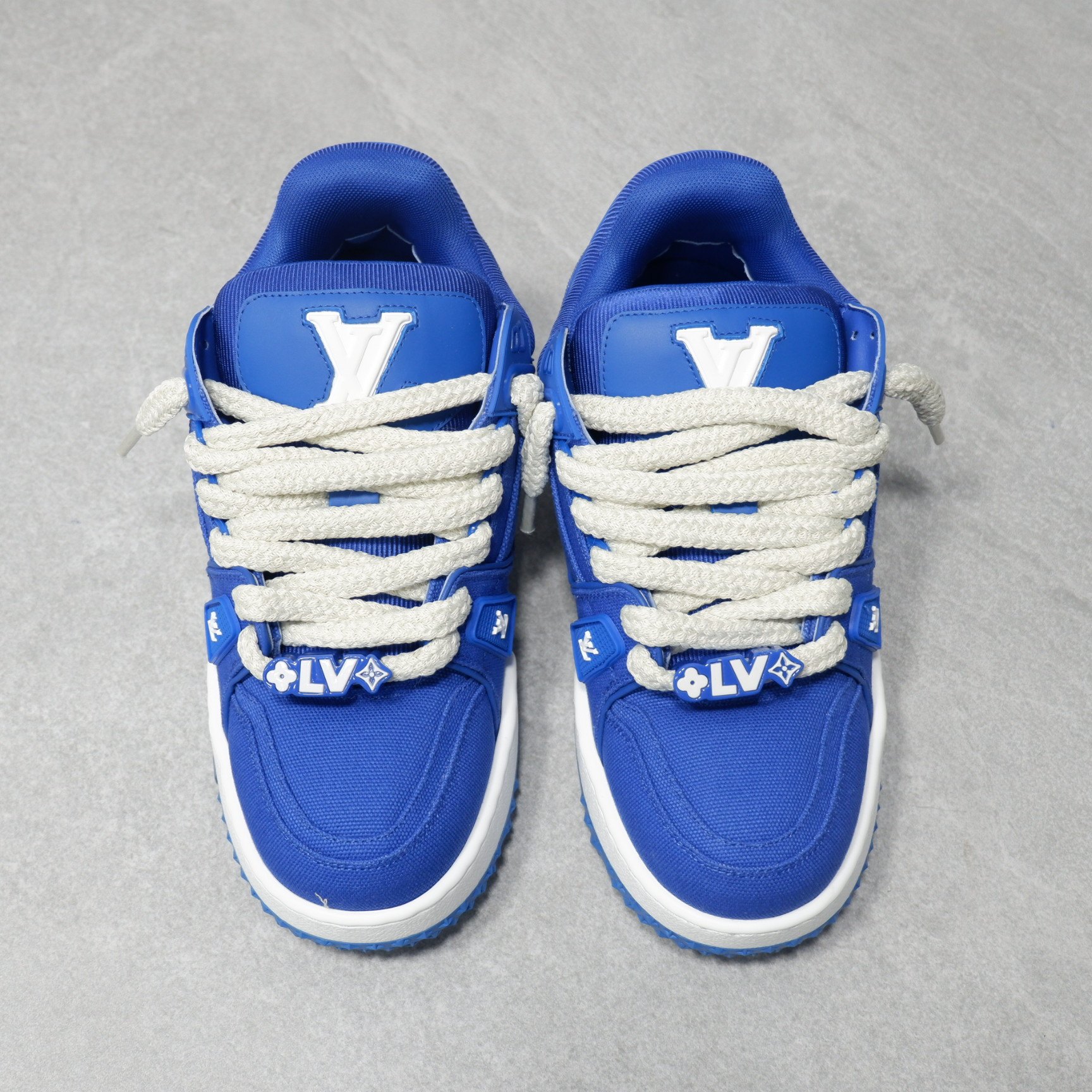 LOUIS VUITTON TRAINERS 