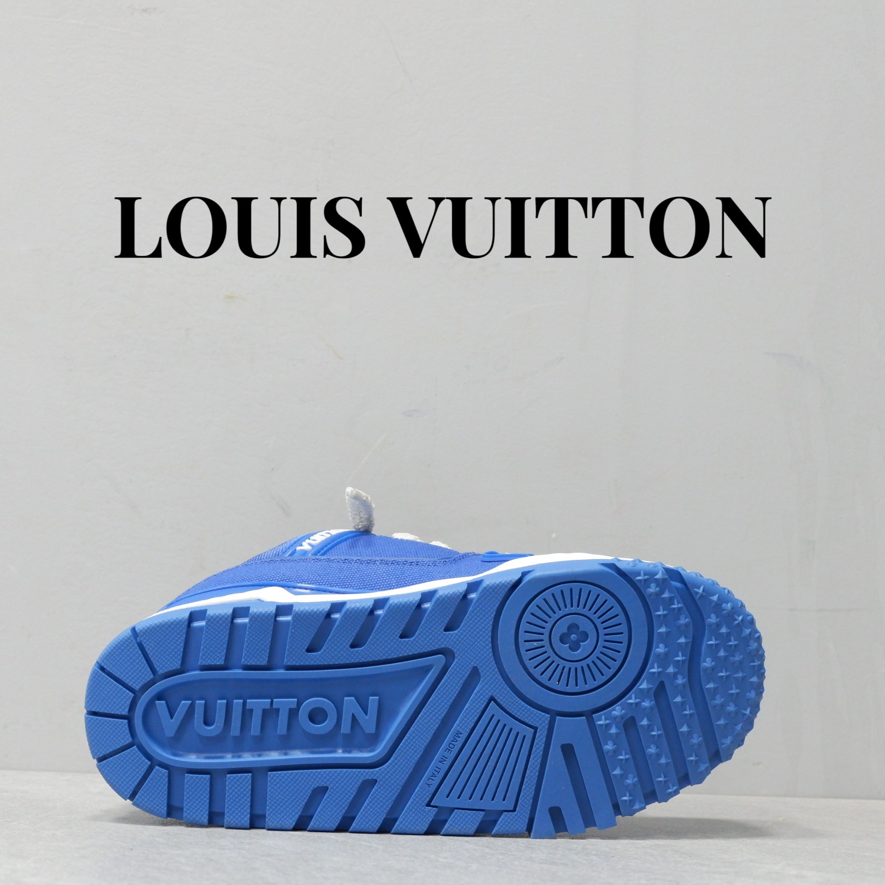 LOUIS VUITTON TRAINERS 