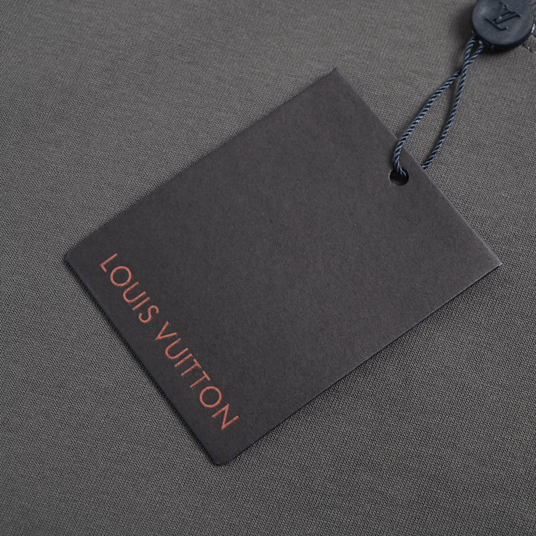 LOUIS VUITTON T-Shirt