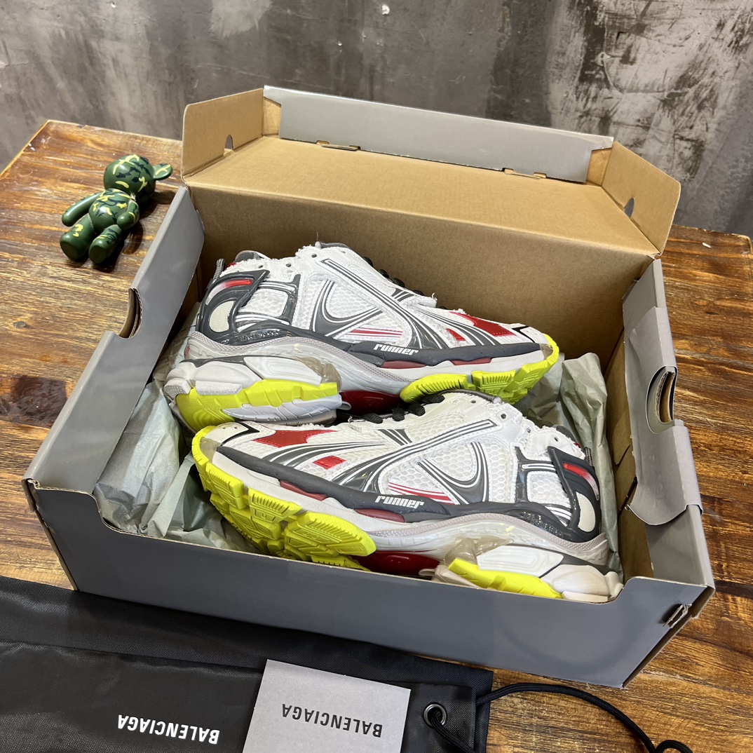 BALENCIAGA RUNNER 