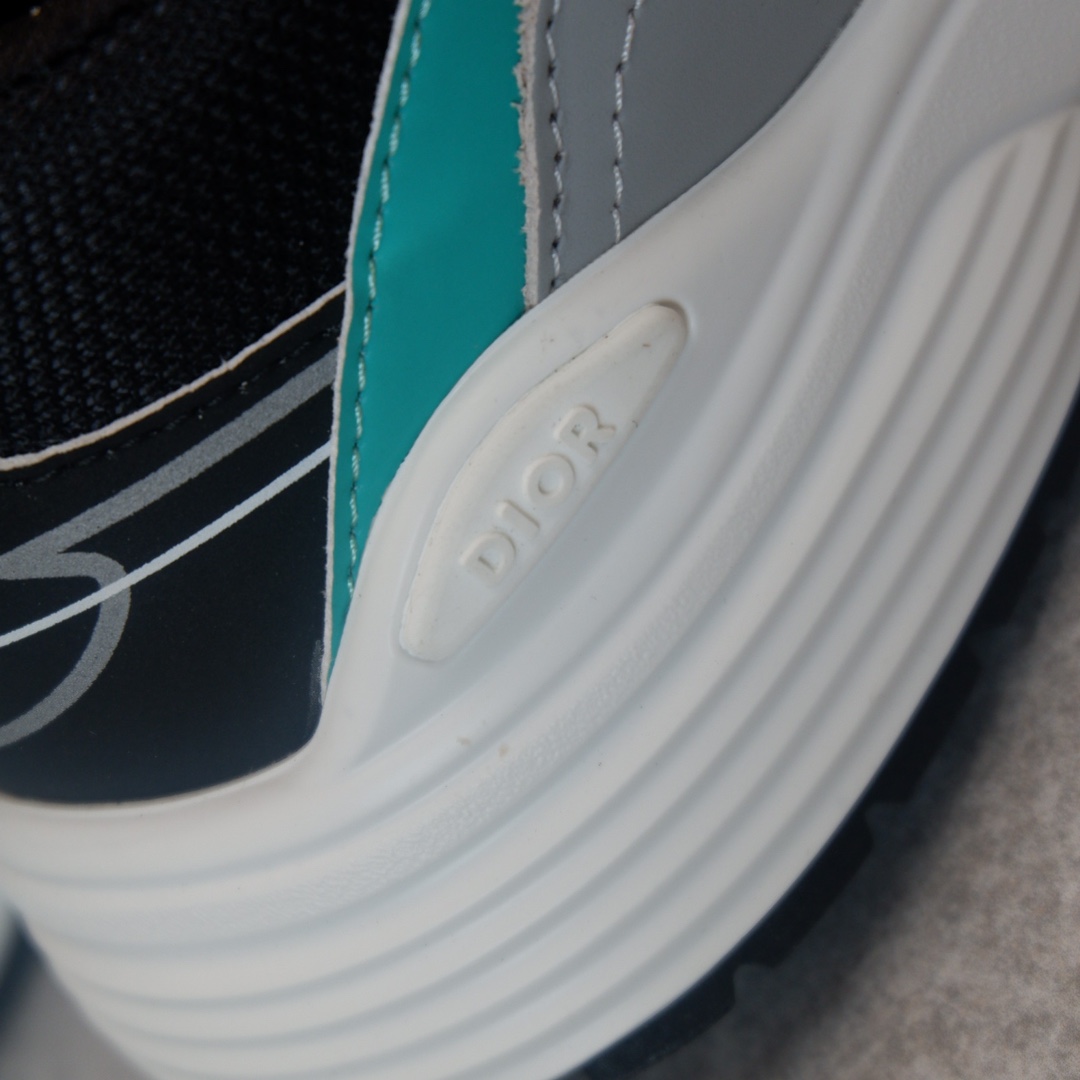 DIOR B30 SNEAKER 