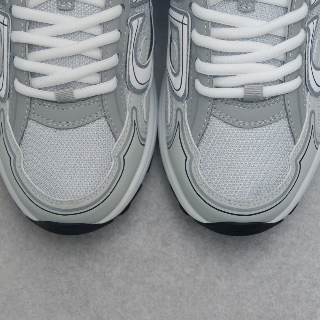 DIOR B30 SNEAKER 
