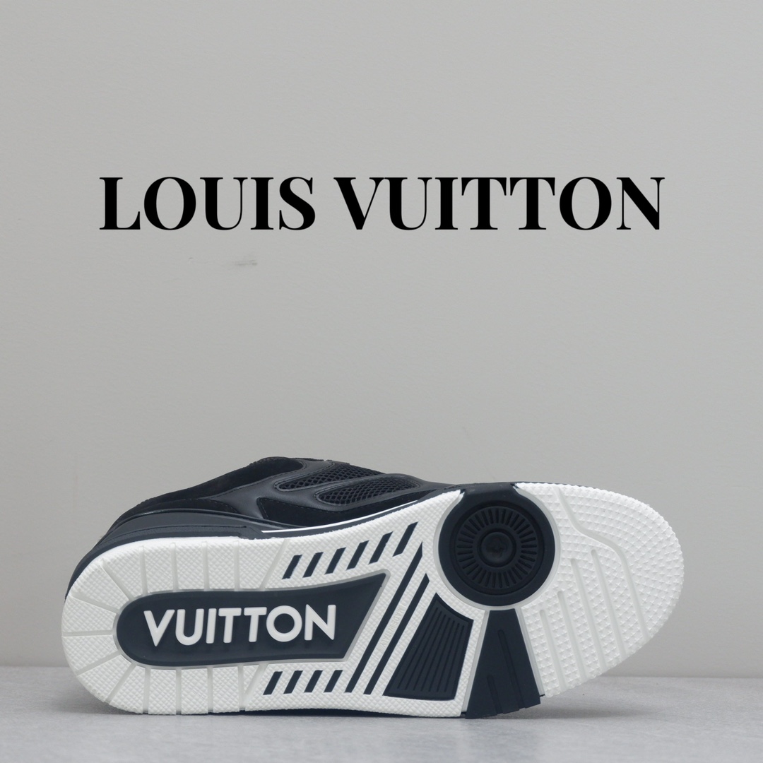 LOUIS VUITTON SKATE SNEAKER 