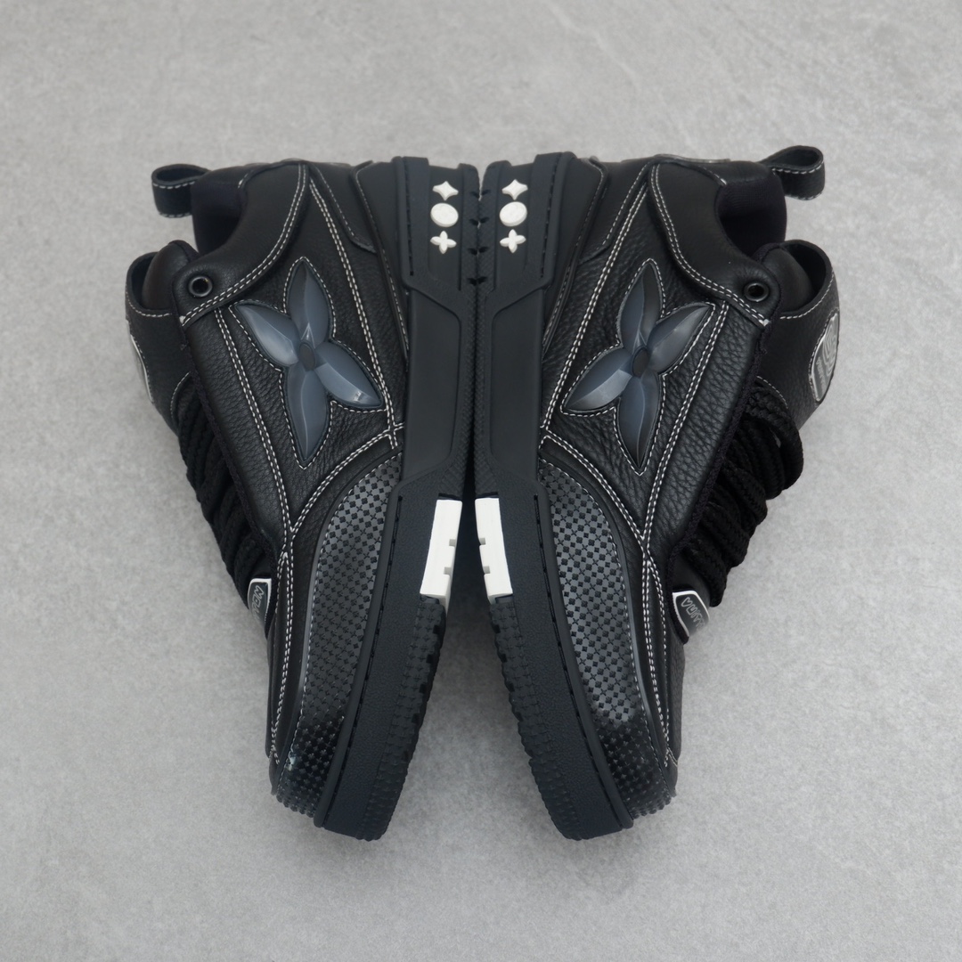 LOUIS VUITTON SKATE SNEAKER 