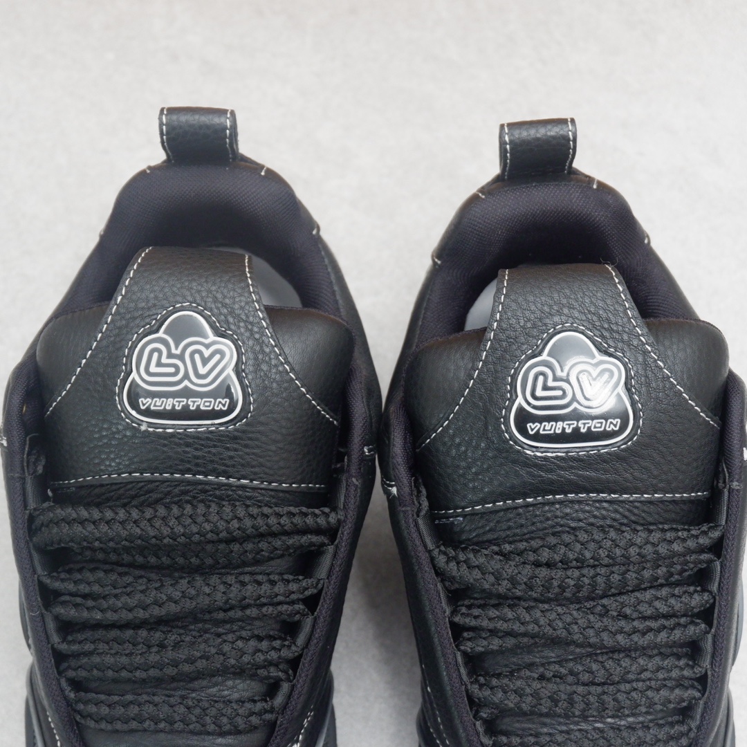 LOUIS VUITTON SKATE SNEAKER 