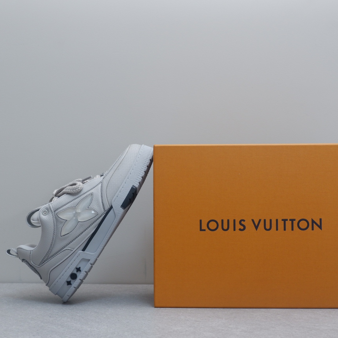 LOUIS VUITTON SKATE SNEAKER 