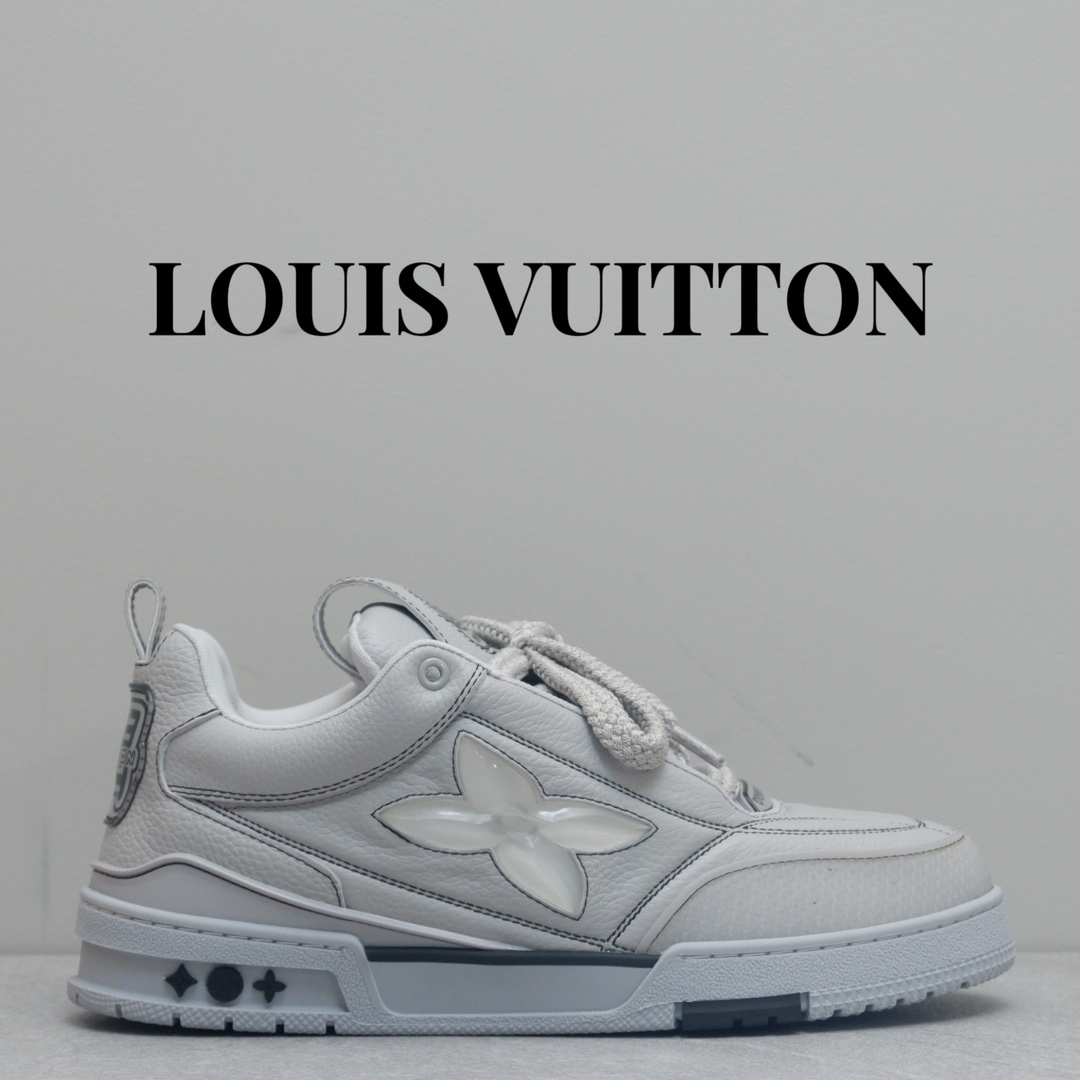 LOUIS VUITTON SKATE SNEAKER 