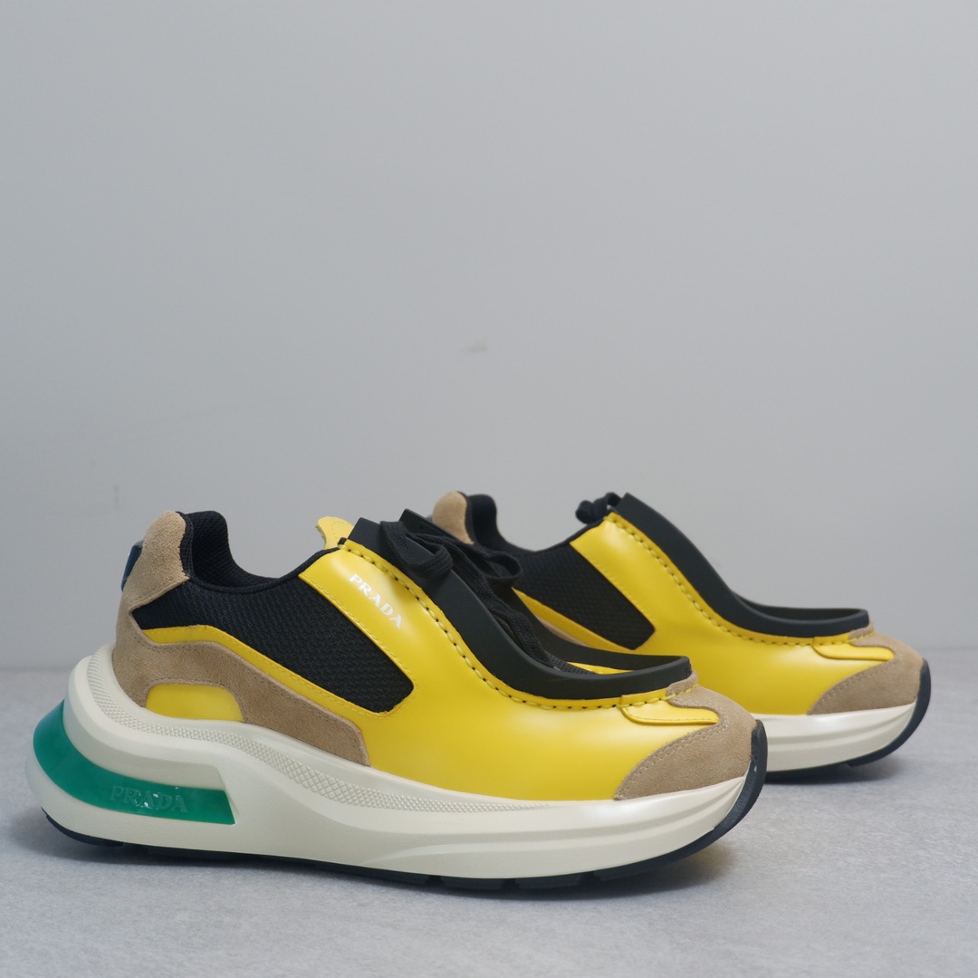 PRADA SNEAKER 