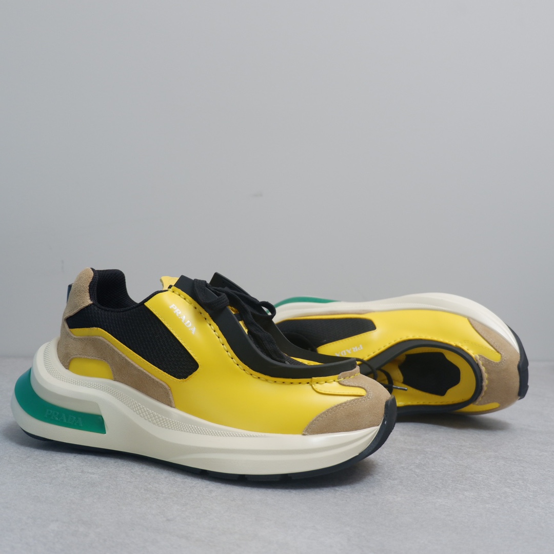 PRADA SNEAKER 