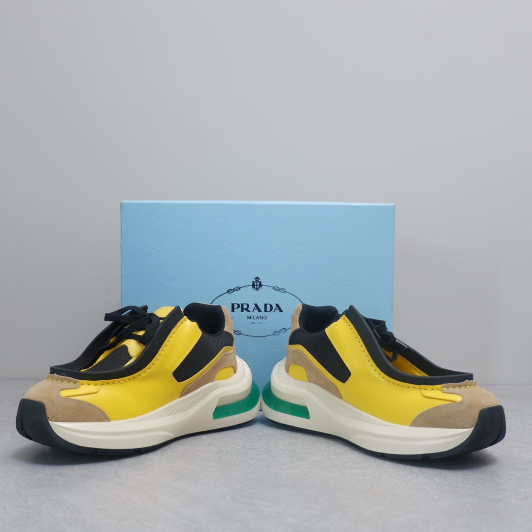 PRADA SNEAKER 