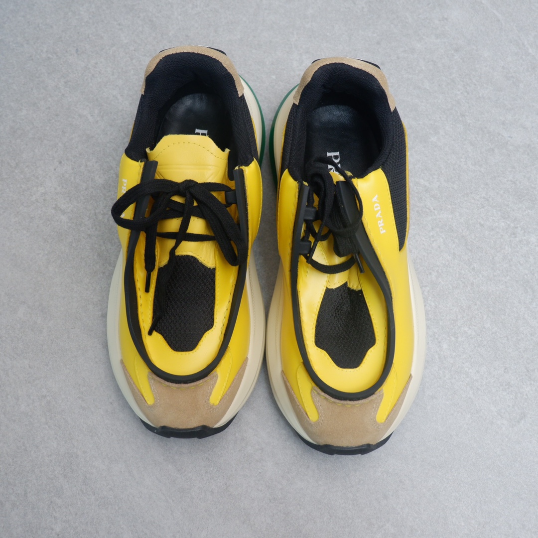 PRADA SNEAKER 