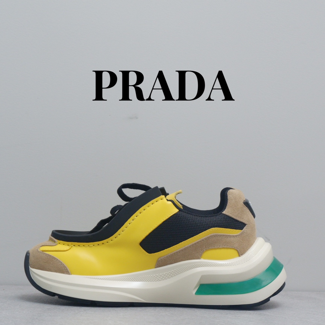 PRADA SNEAKER 