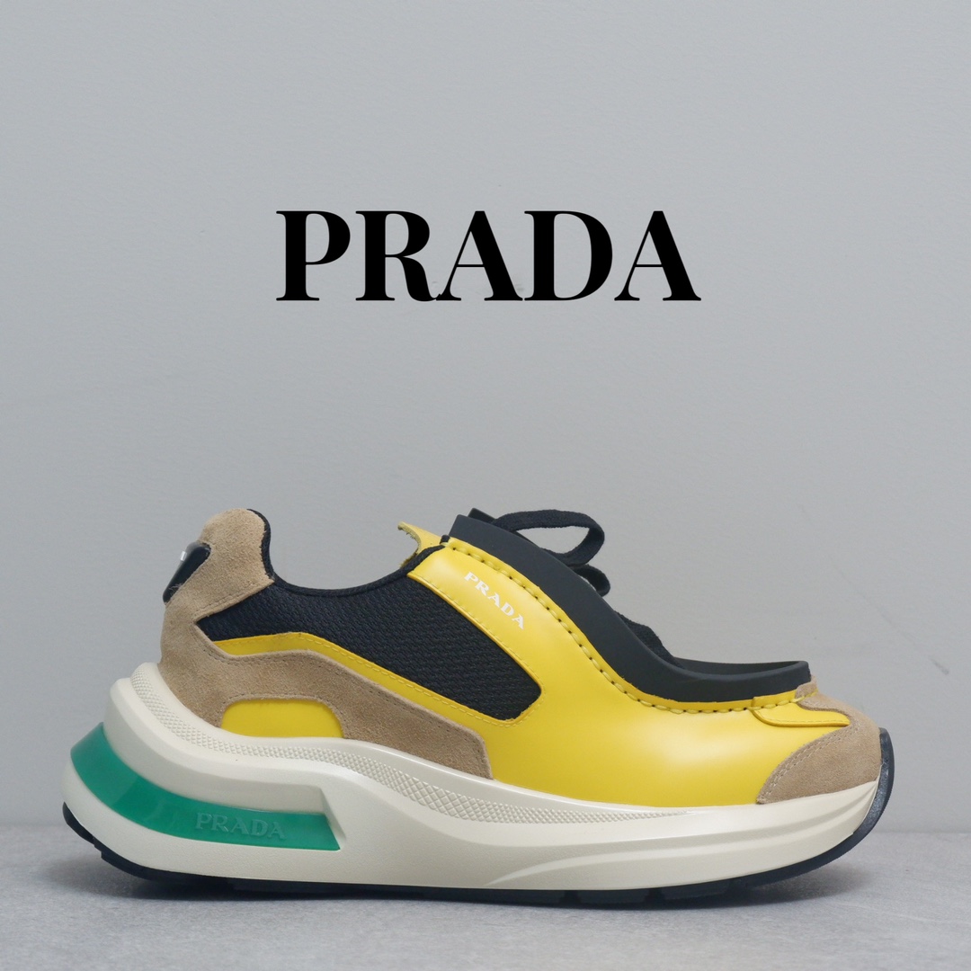 PRADA SNEAKER 