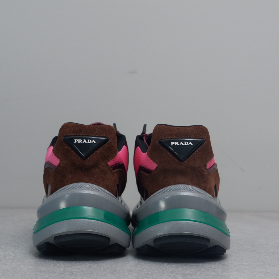 PRADA SNEAKER 