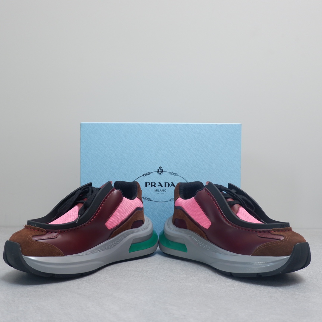 PRADA SNEAKER 