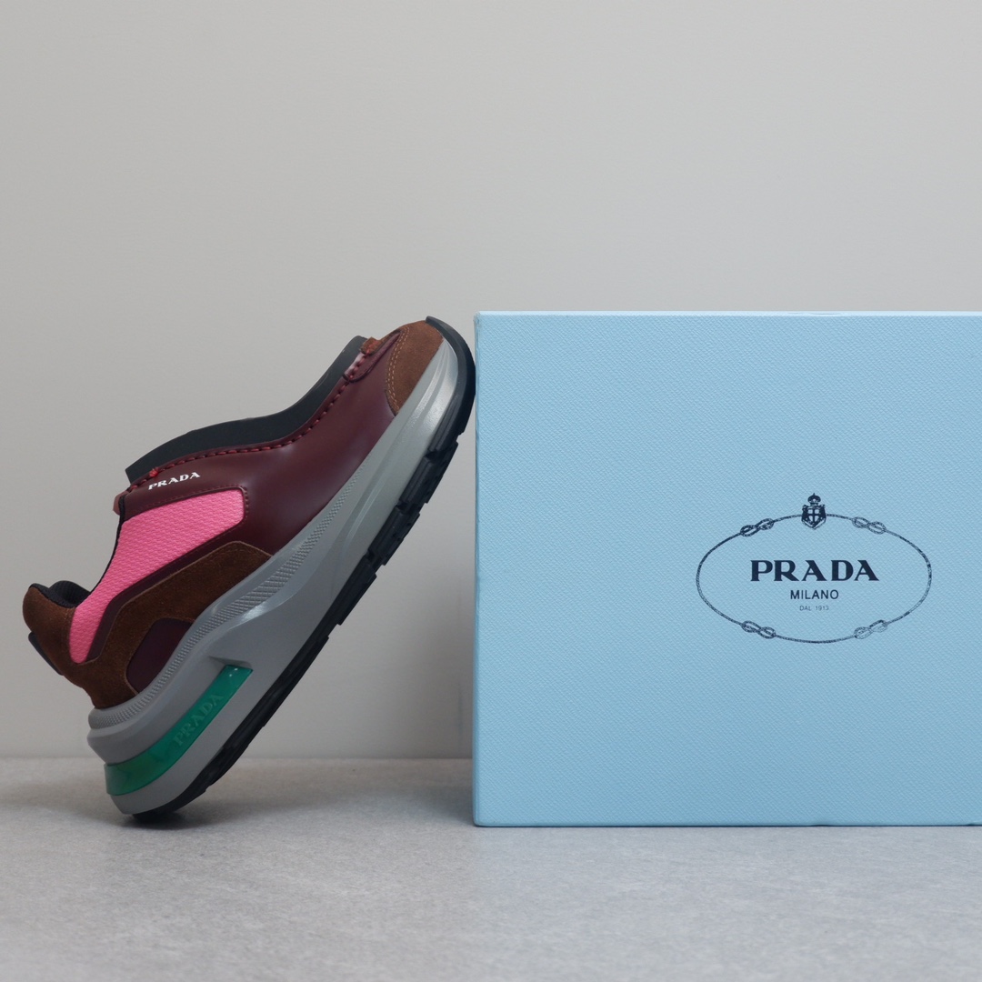 PRADA SNEAKER 
