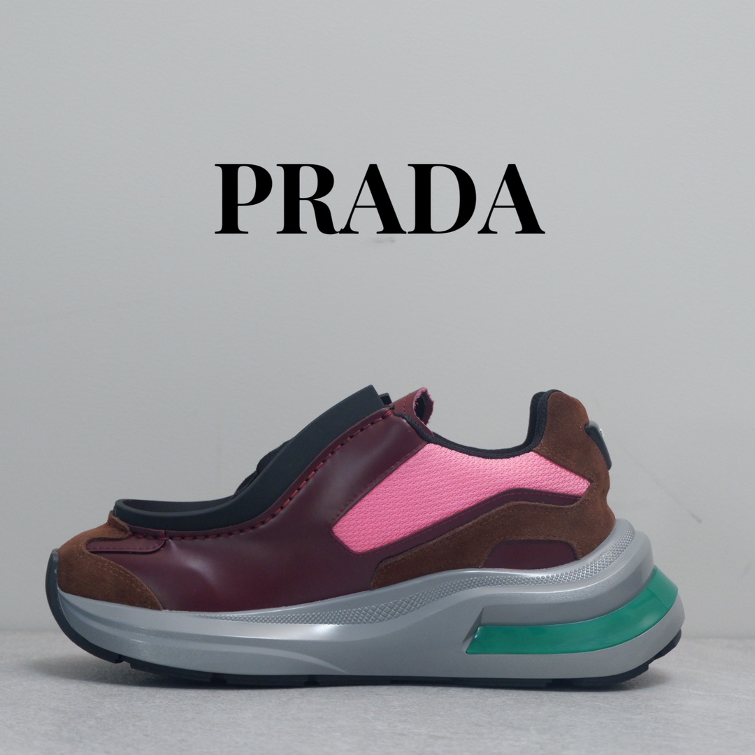 PRADA SNEAKER 