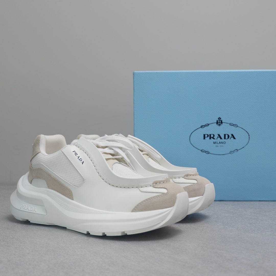 PRADA SNEAKER 
