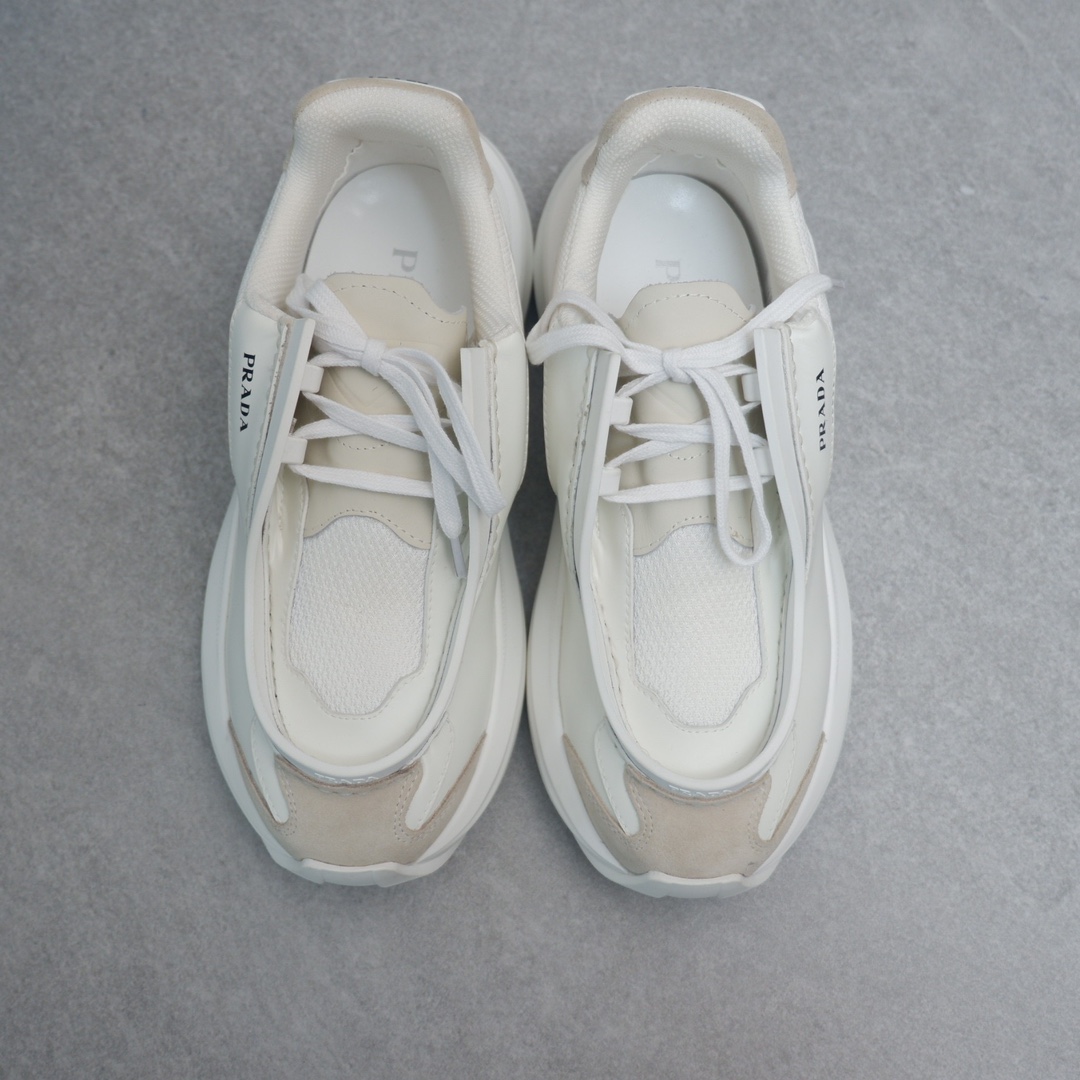 PRADA SNEAKER 