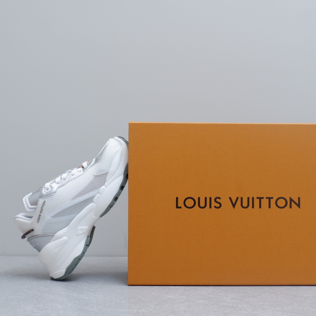 LOUIS VUITTON RUN55