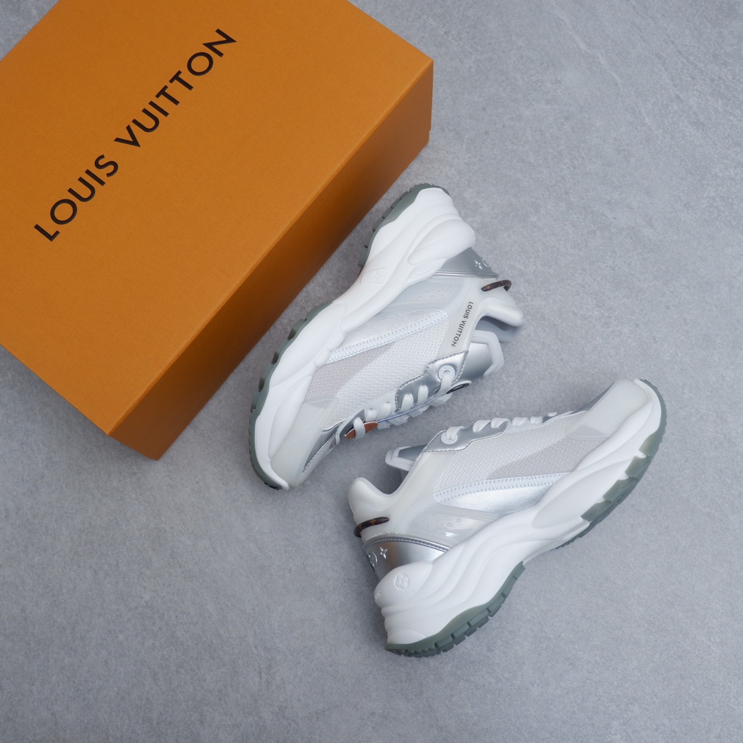 LOUIS VUITTON RUN55