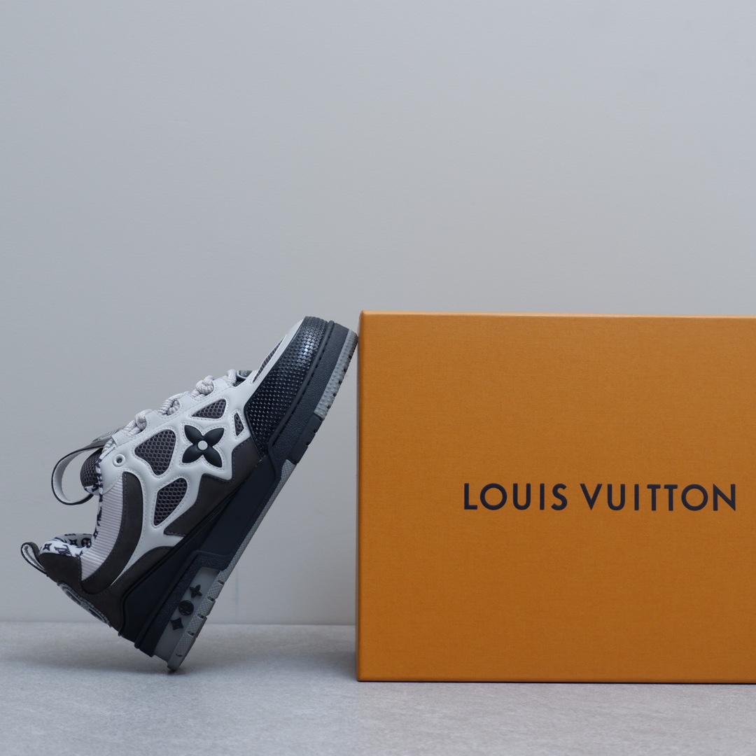 LOUIS VUITTON SKATE SNEAKERS 