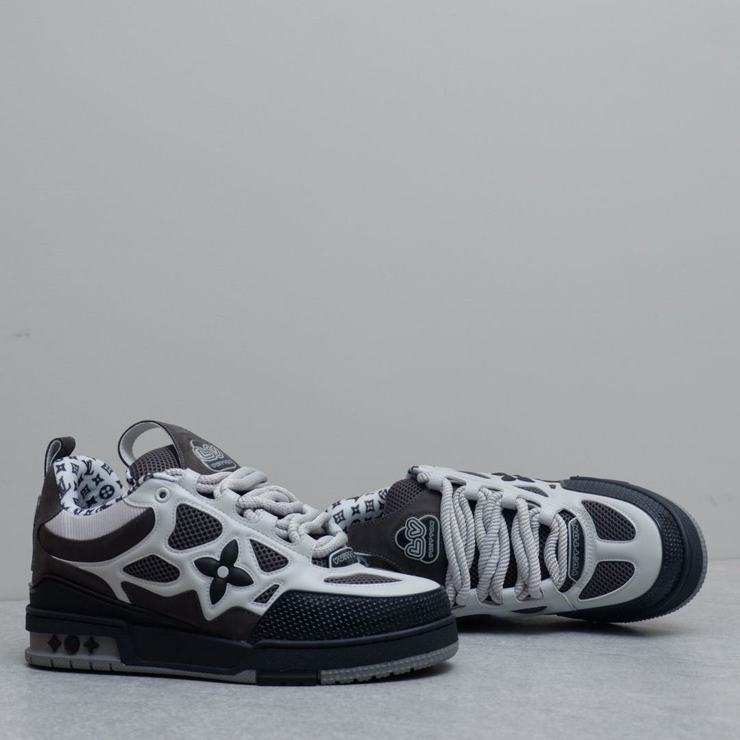 LOUIS VUITTON SKATE SNEAKERS 