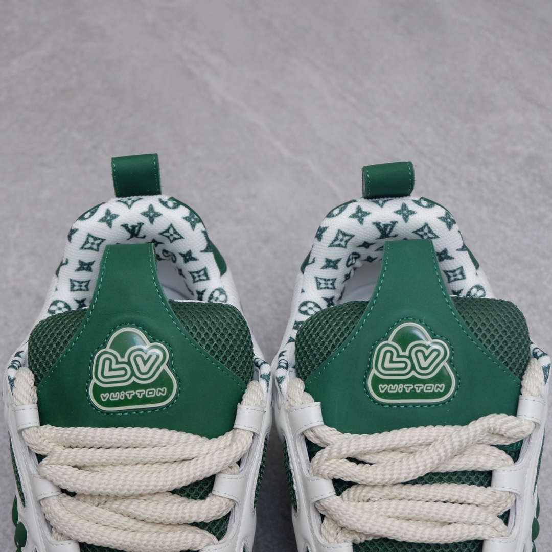 LOUIS VUITTON SKATE SNEAKERS 