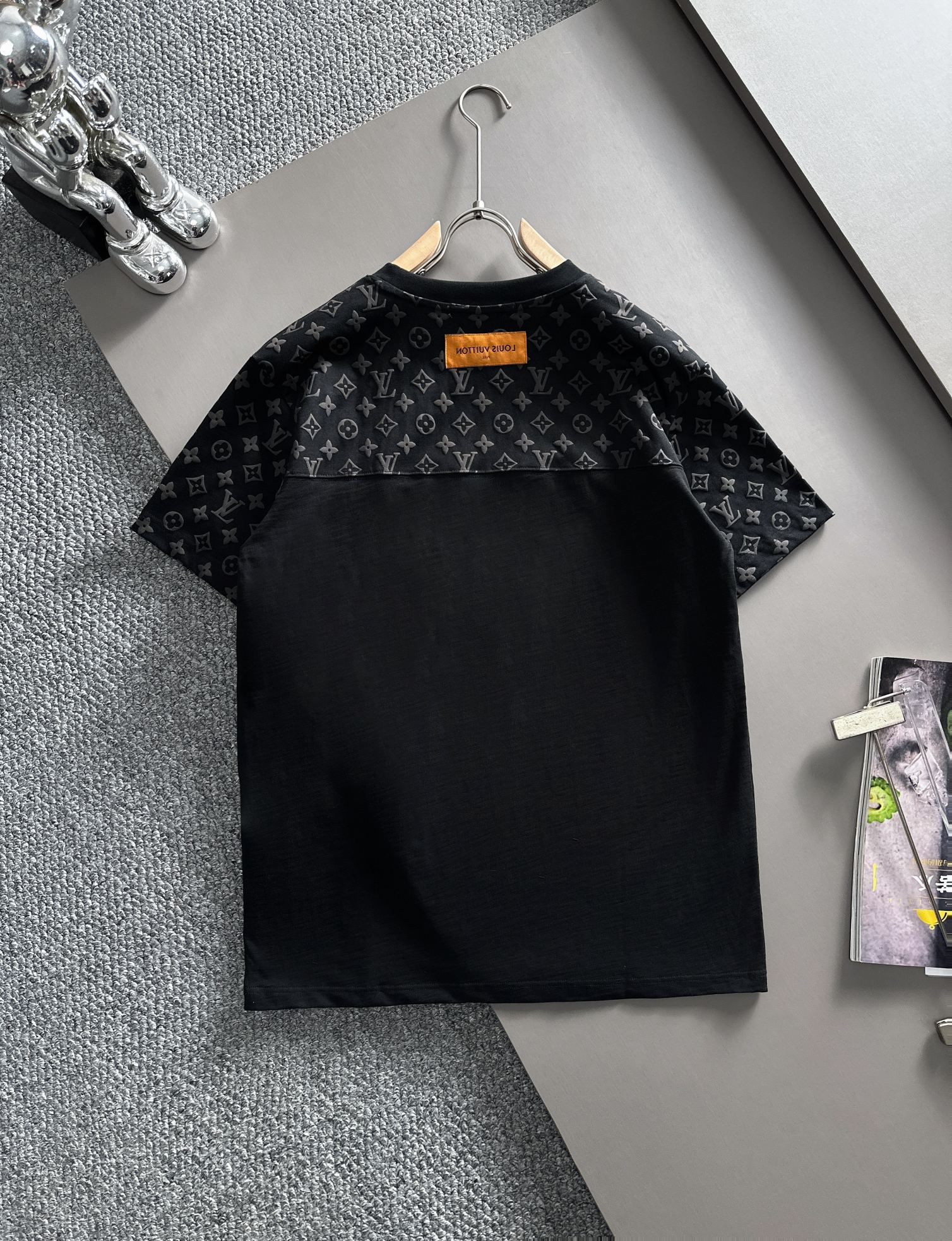 LV T-SHIRT