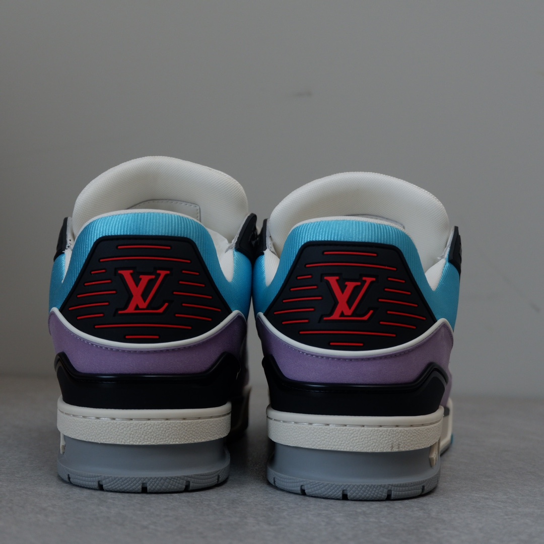 LOUIS VUITTON TRAINERS 