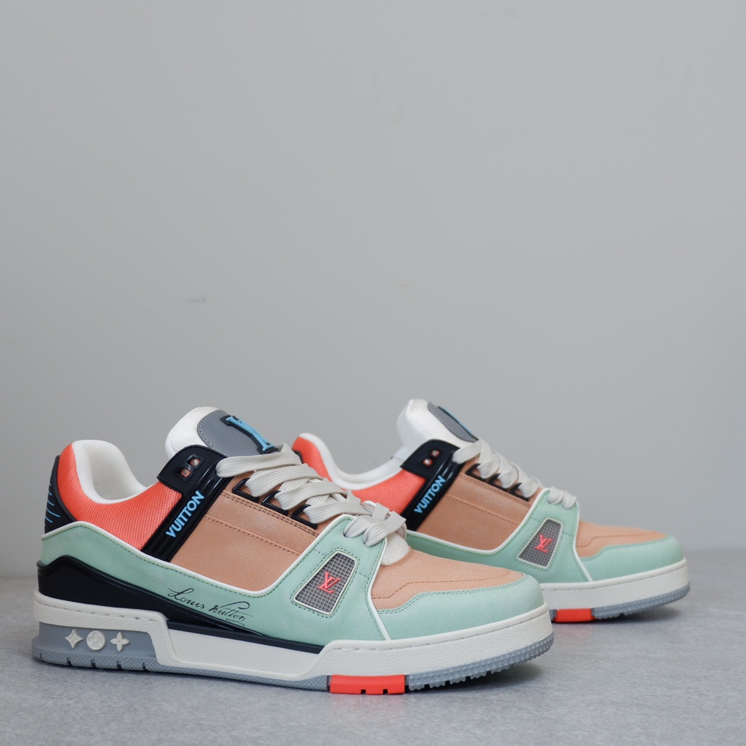 LOUIS VUITTON TRAINERS 